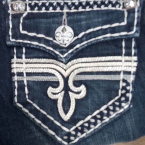 Rock Revival NWOT Women's Jeans 26 Ynes Skinny Embellished Embroidered - Picture 6 of 12